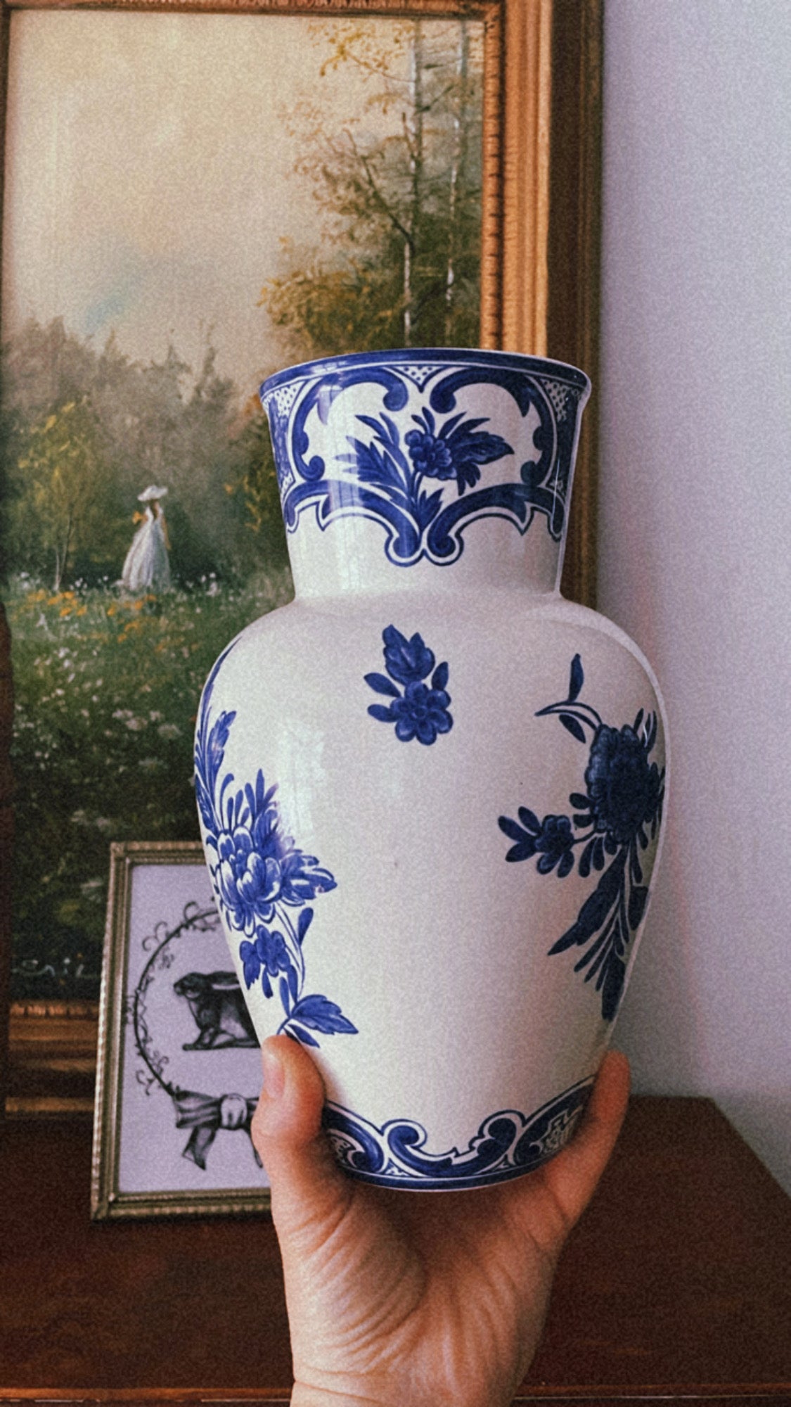 Tiffany & Co. Pottery Vase Delft Blue 9.5 inch Tall Portugal White Porcelain
