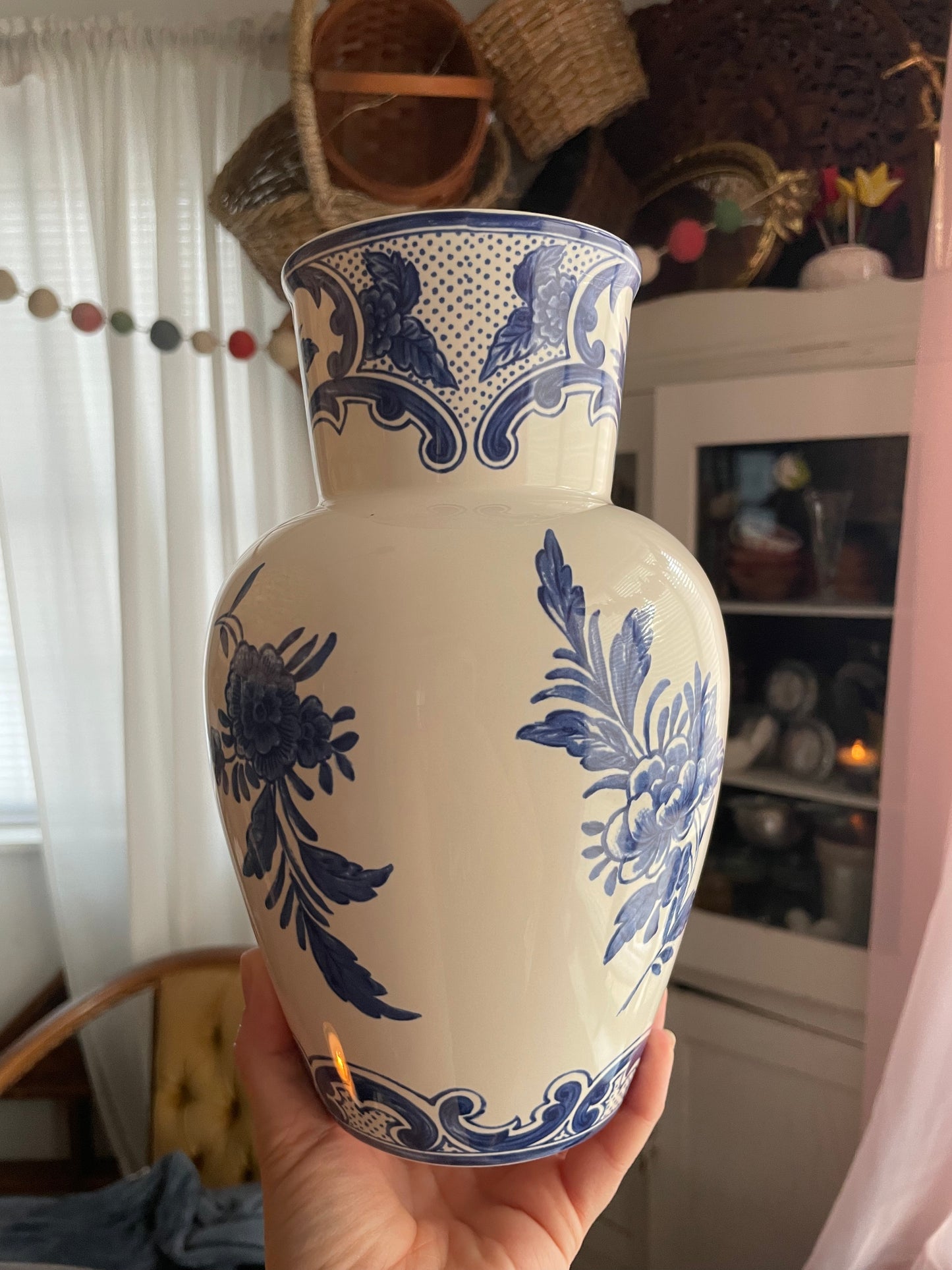 Tiffany & Co. Pottery Vase Delft Blue 9.5 inch Tall Portugal White Porcelain