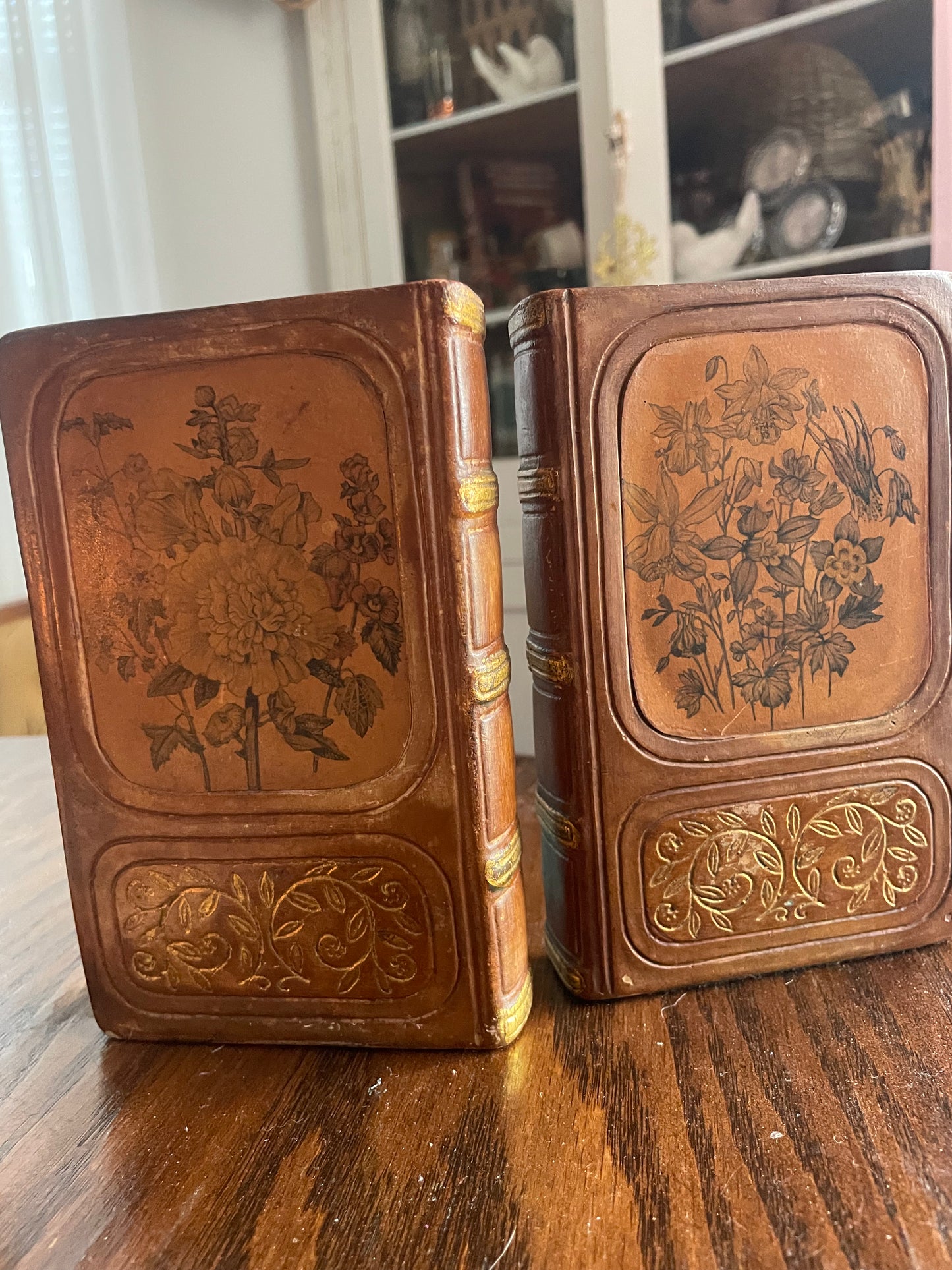 Borghese Italian Bookends - Pair of Books with Floral Design Plaster Gilded Gold Vintage