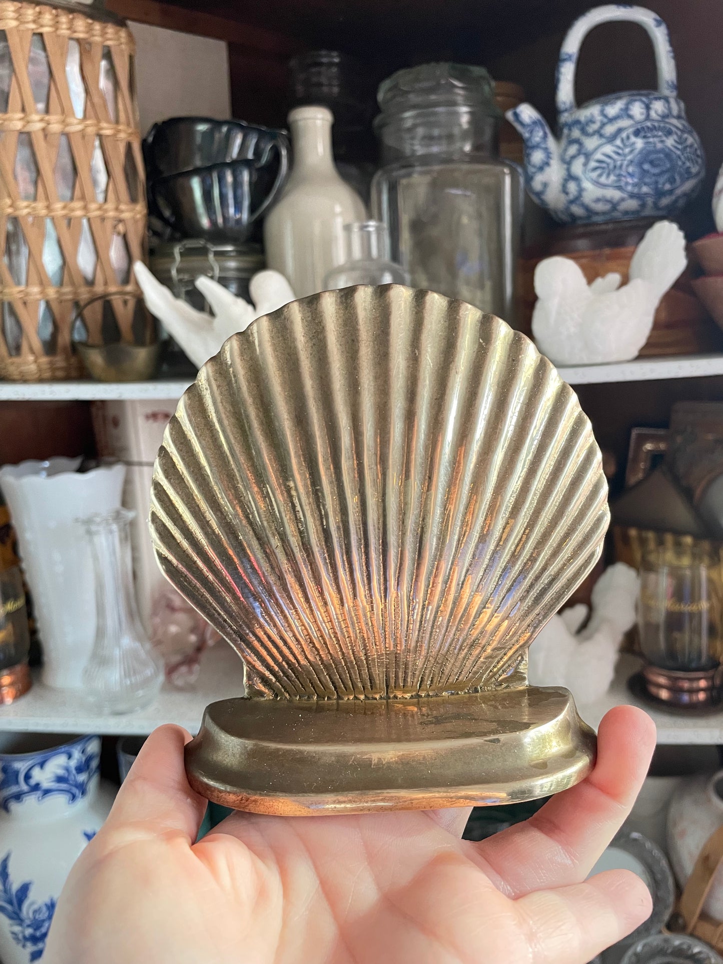 Vintage Brass Clamshell