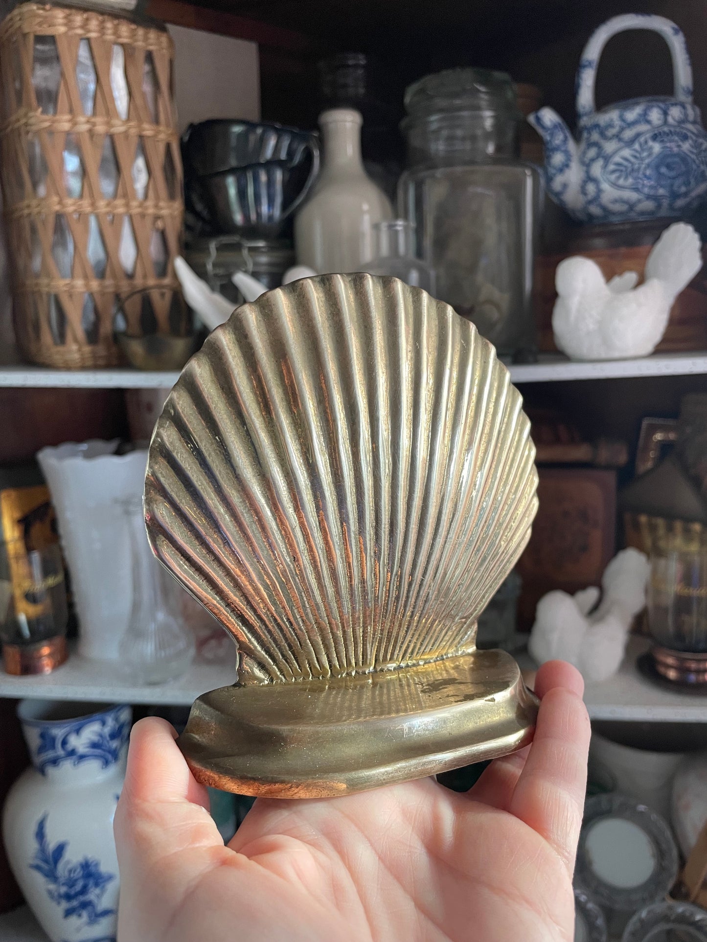 Vintage Brass Clamshell