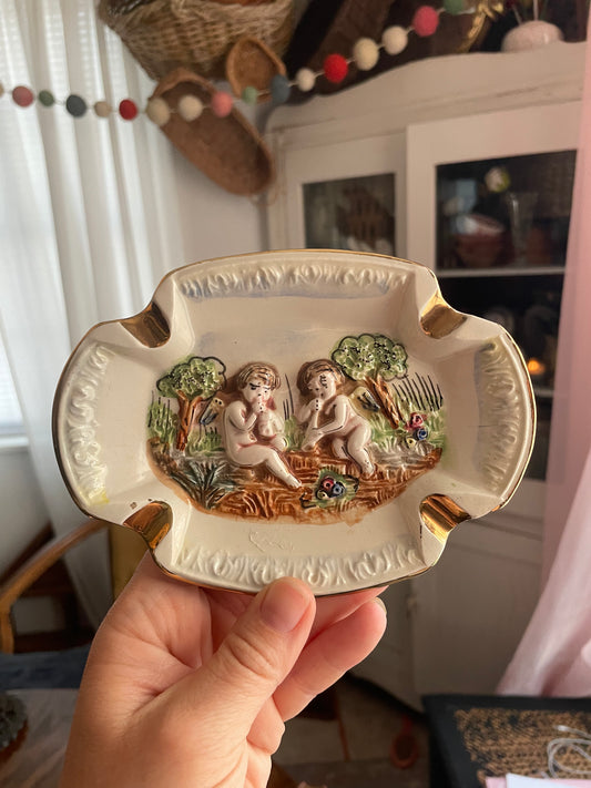 R. Capodimonte Hand-Painted Cherub Ashtray – Made in Italy (Blue Edge)